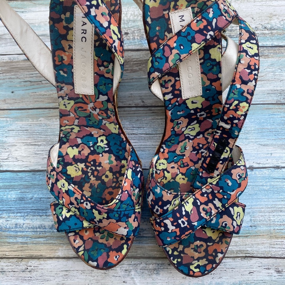 Marc Jacobs Straw Wedges